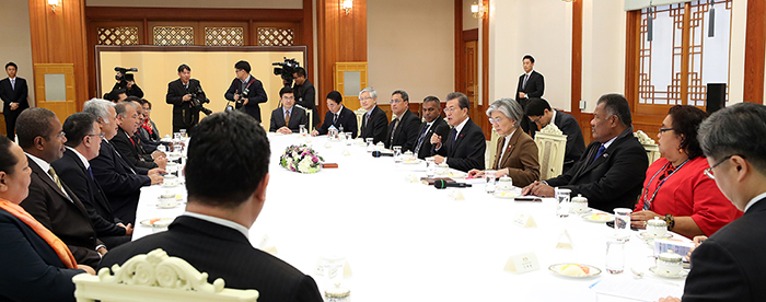 Korea-Pacific Island Countries Foreign Ministers Meeting_01.jpg